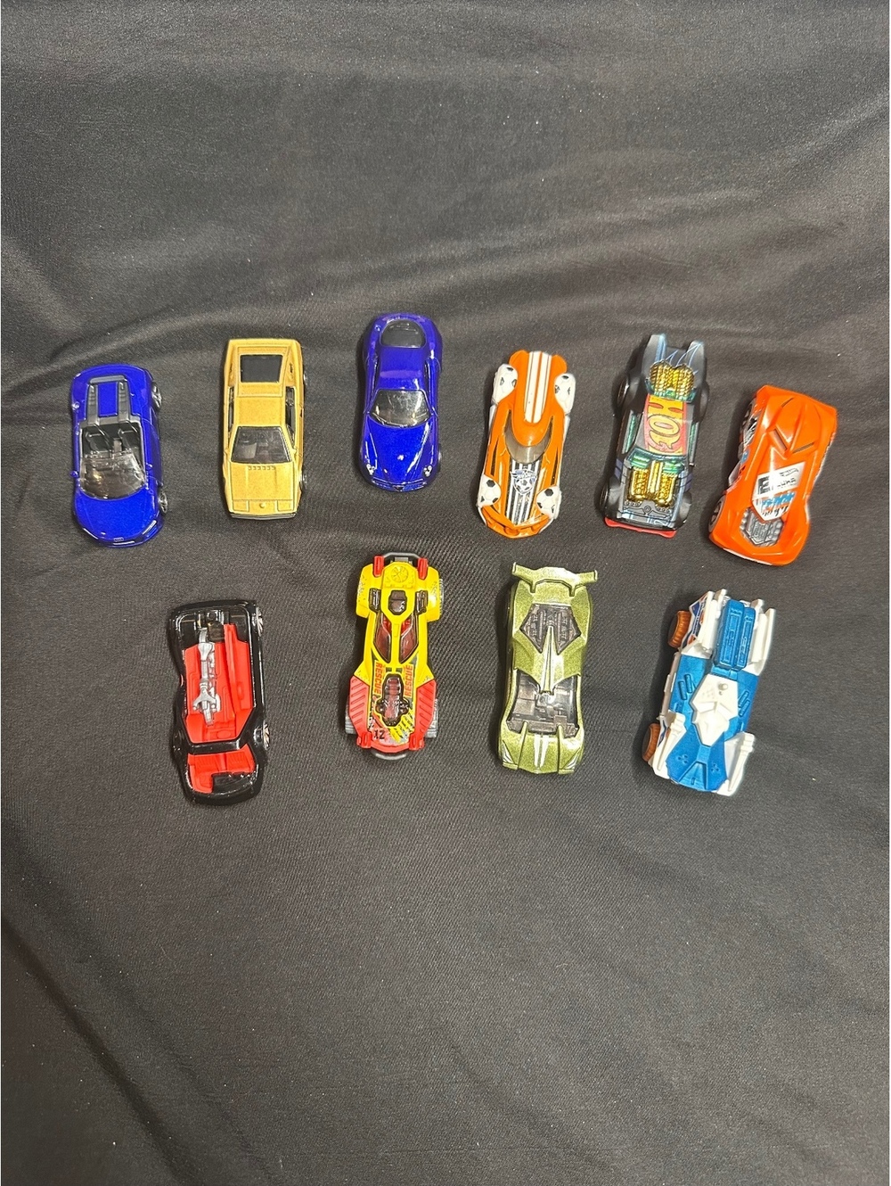 Lot of 10 Hot Wheels Die-Cast Toy Cars lot7